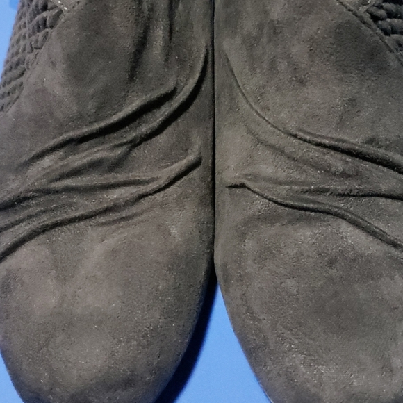 Women's Booties - Picture 5 of 6